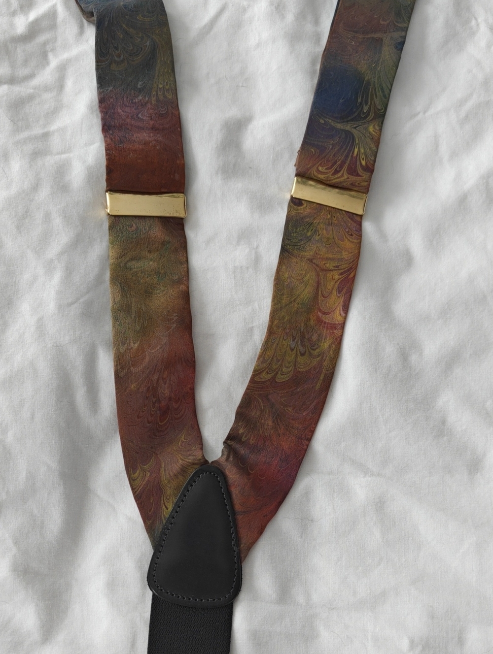 Men's Handcrafted Silk Tie And Suspenders Set - Picture 10 of 16